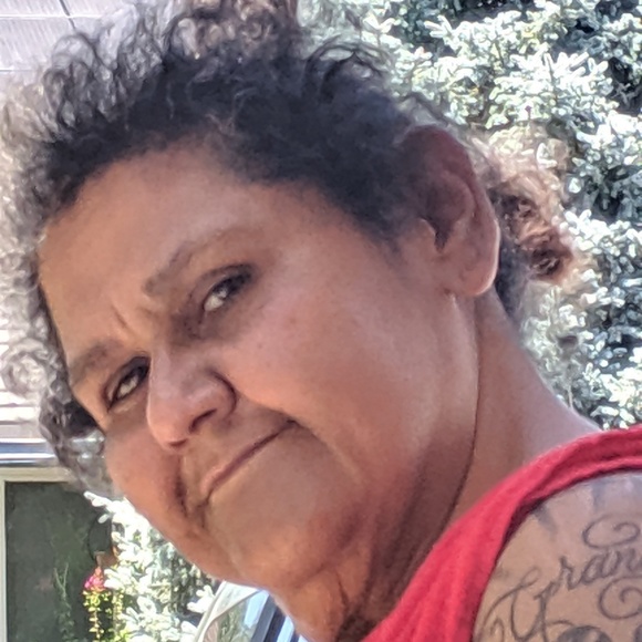 Meet your Posher, Corina - Picture 1 of 1